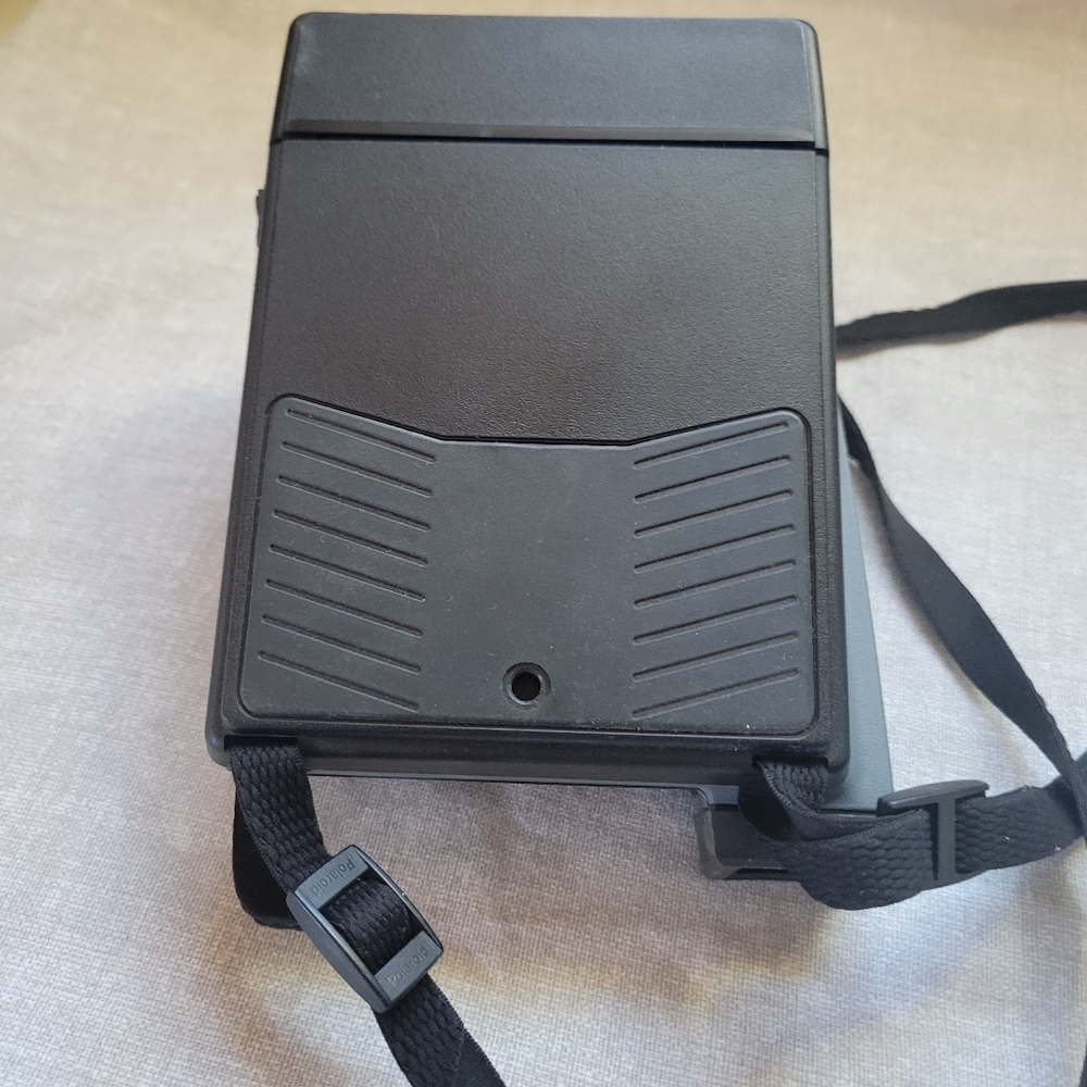 Polaroid Impulse AF Camera - Black and Gray - Picture 5 of 5